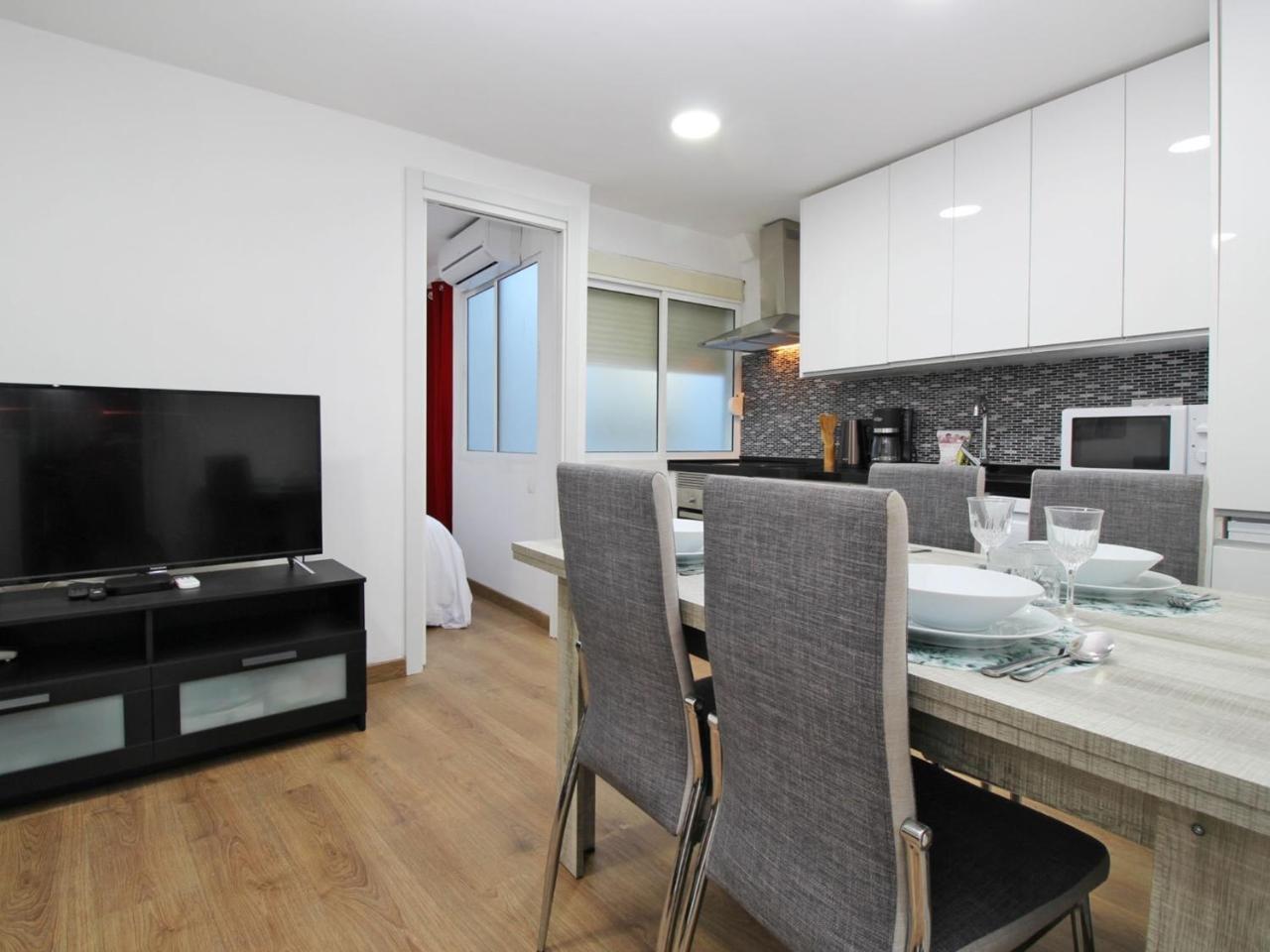 Apartment Del Parque Flats Beatas *